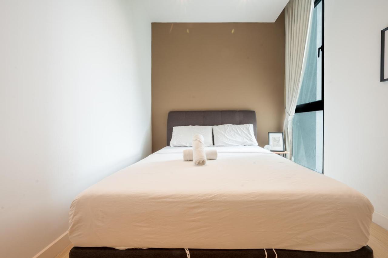 H20 Residence Ara Damansara By Airhost Petaling Jaya Exteriör bild